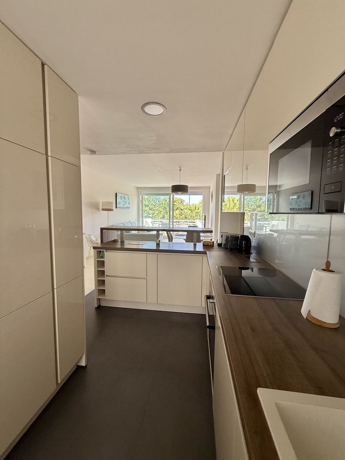 Apartamento en planta media en Estepona, Estepona, 8/12