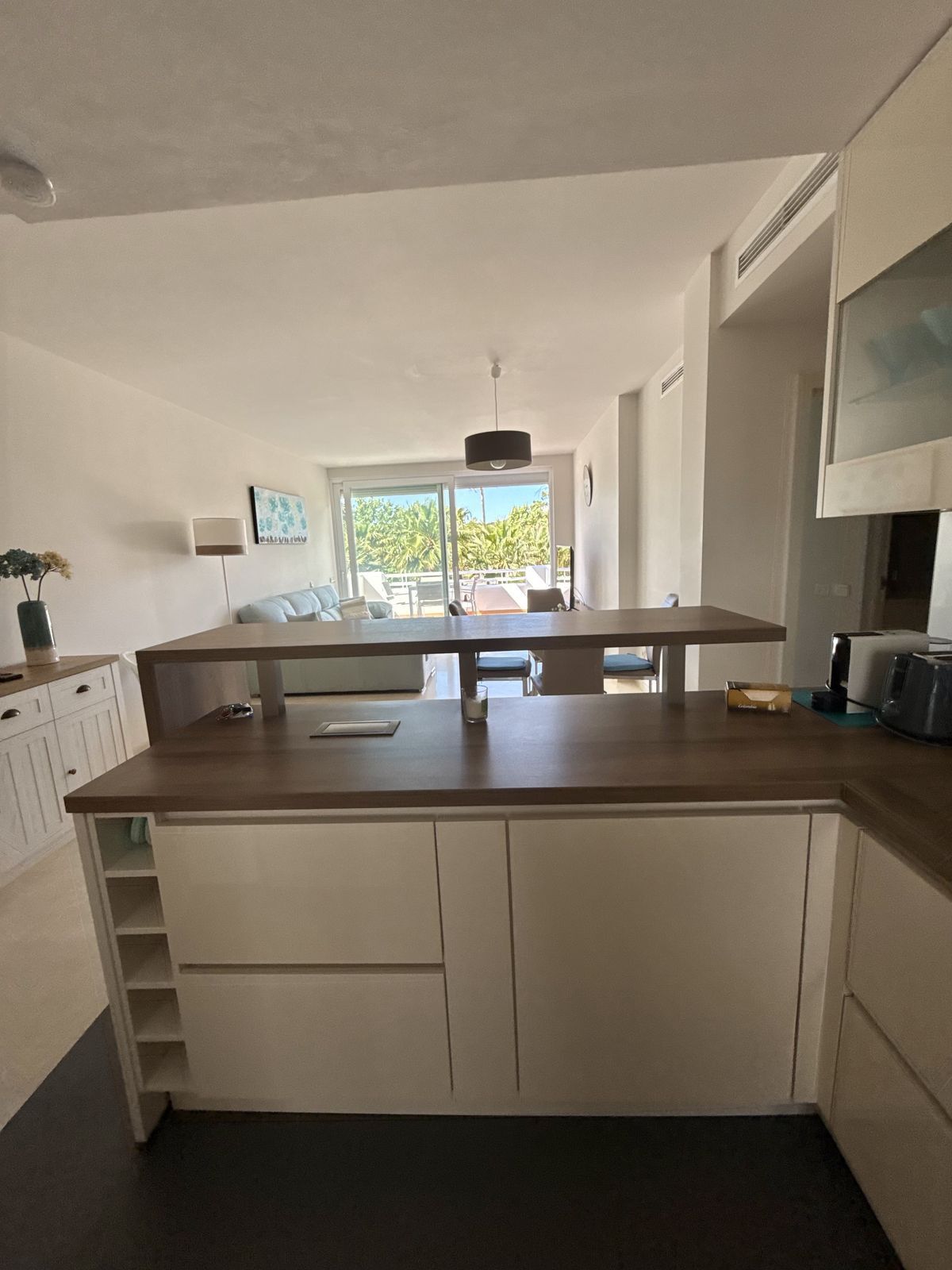 Apartamento en planta media en Estepona, Estepona, 9/12