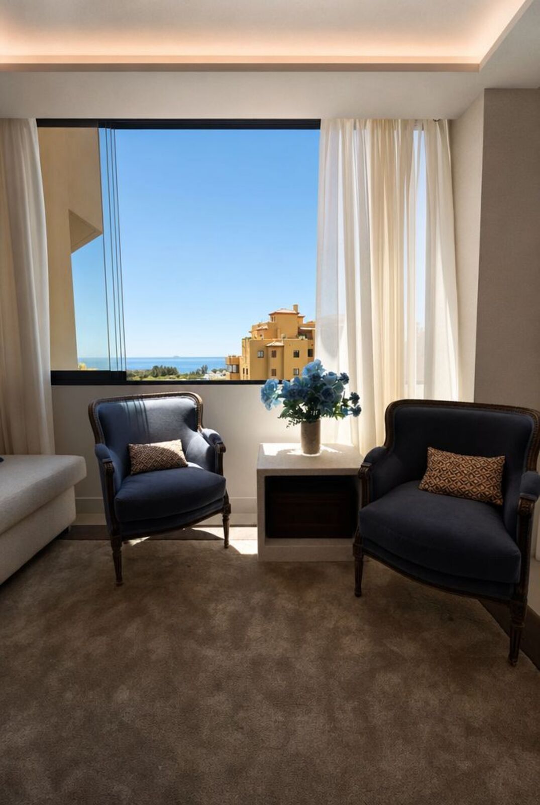 Middle Floor Apartment in Estepona, Estepona, 9/12