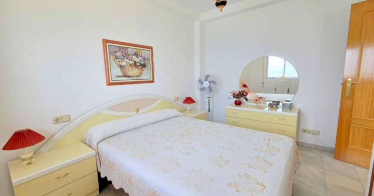 Wohnung in der mittleren Etage in San Luis de Sabinillas, San Luis de Sabinillas, 11/12