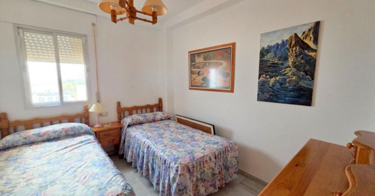 Wohnung in der mittleren Etage in San Luis de Sabinillas, San Luis de Sabinillas, 12/12