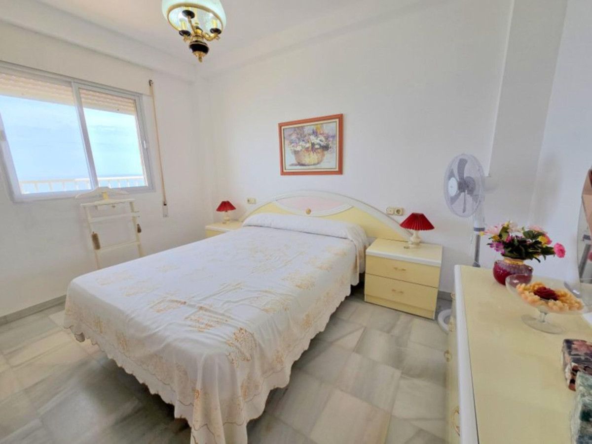 Wohnung in der mittleren Etage in San Luis de Sabinillas, San Luis de Sabinillas, 10/12