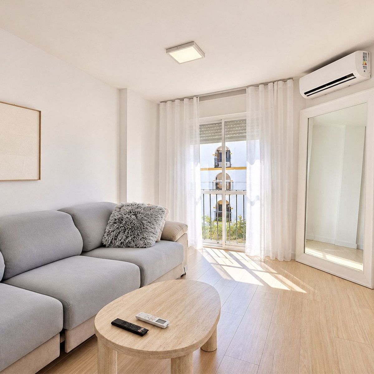 Top Floor Apartment in Estepona, Estepona, 2/12