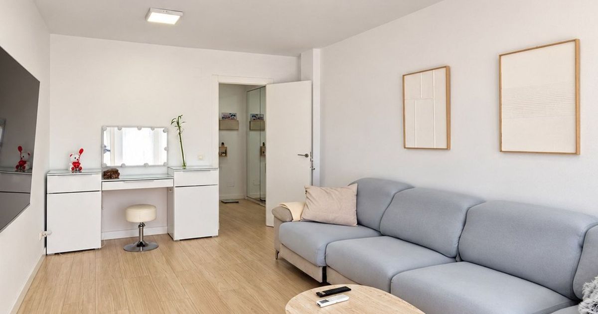 Top Floor Apartment in Estepona, Estepona, 3/12