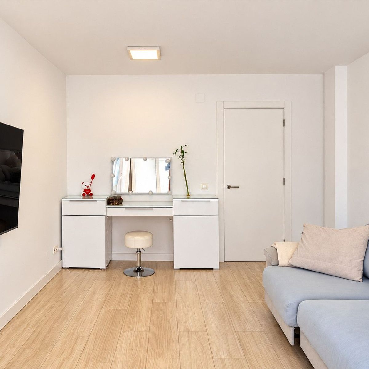 Top Floor Apartment in Estepona, Estepona, 6/12