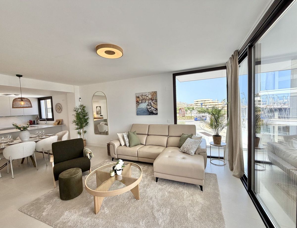 Middle Floor Apartment in Fuengirola, Fuengirola, 1/12