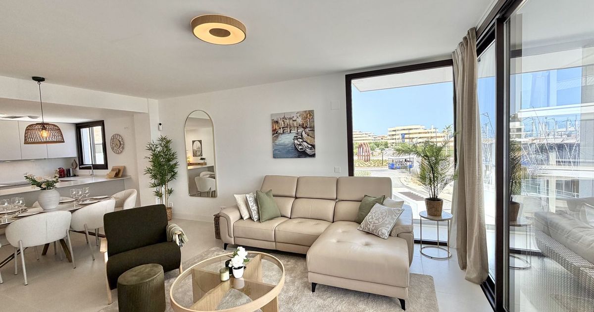 Middle Floor Apartment in Fuengirola, Fuengirola, 1/12