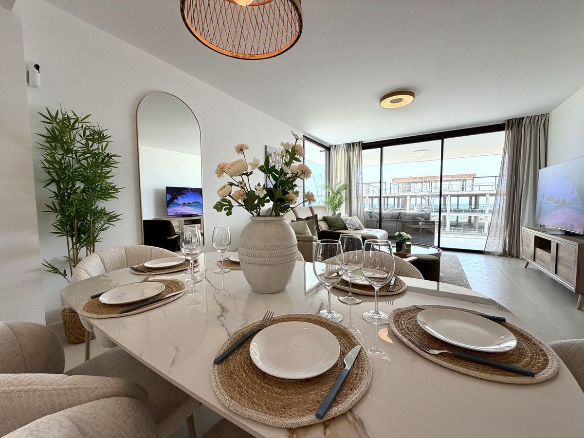 Middle Floor Apartment in Fuengirola, Fuengirola, 2/12