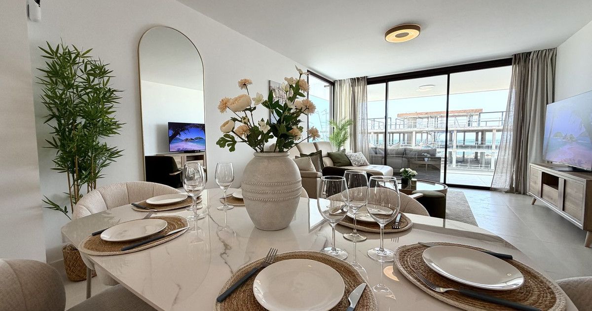 Middle Floor Apartment in Fuengirola, Fuengirola, 2/12