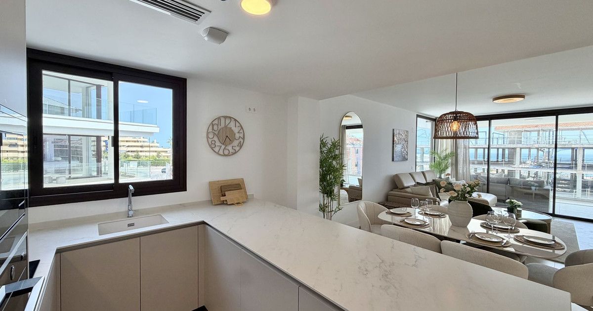 Middle Floor Apartment in Fuengirola, Fuengirola, 7/12