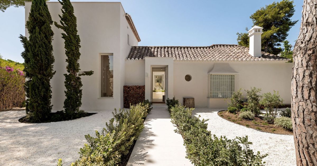 Vrijstaande Villa in El Paraiso, El Paraiso, 1/12