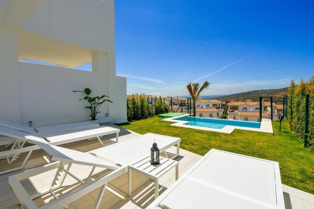 Town House in Manilva, Bahia de las Rocas, Manilva, 2/12