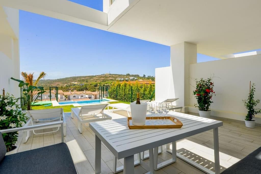 Town House in Manilva, Bahia de las Rocas, Manilva, 12/12