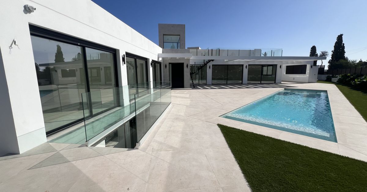 Villa en Mijas Costa, El Chaparral, Mijas Costa, 6/12
