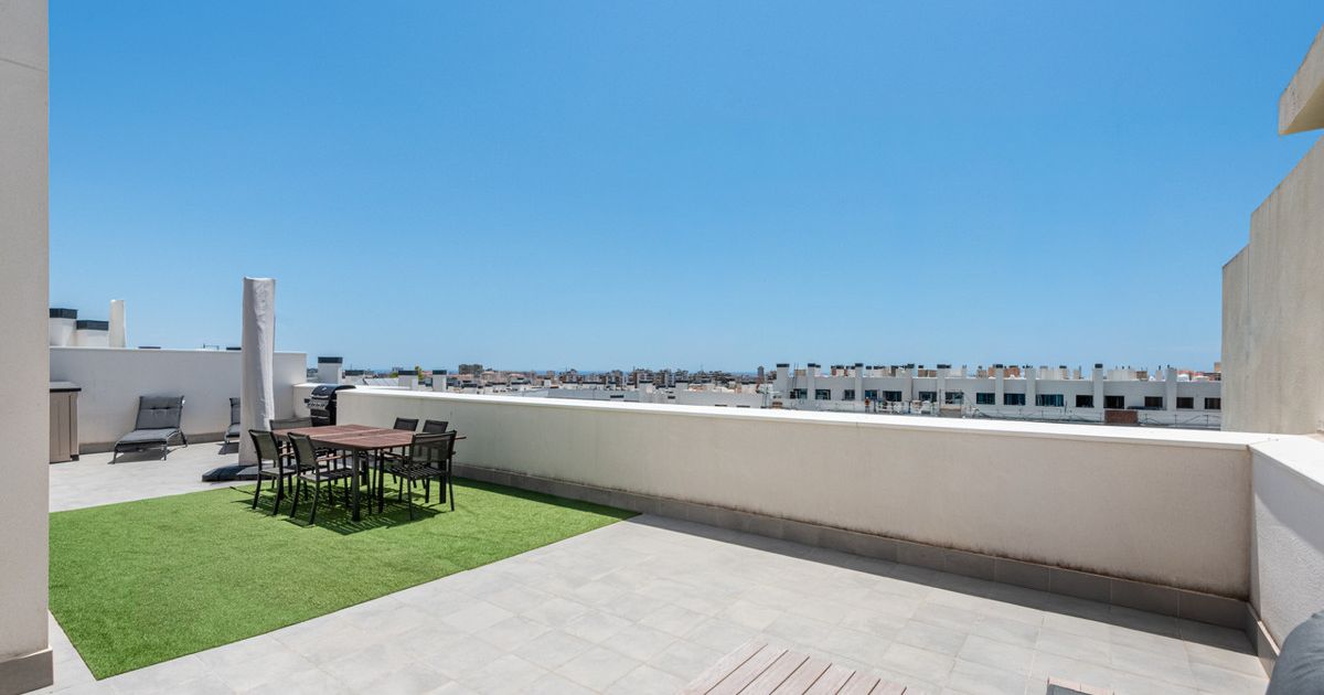 Penthouse in Las Lagunas, Las Lagunas, 5/12