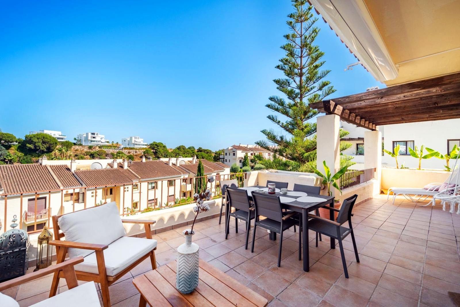 Apartment in Benahavis, Soto de la Quinta, Benahavis, 1/2