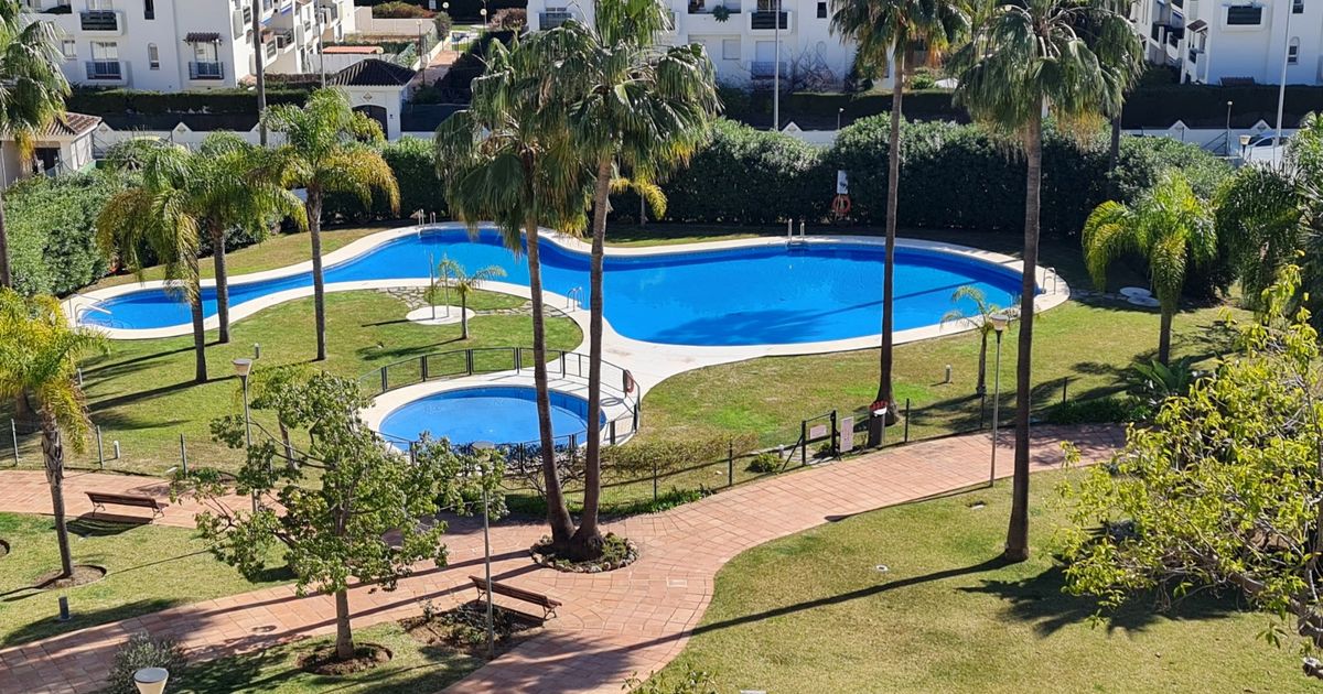 Apartment in Nueva Andalucia, Rodeo Alto, Nueva Andalucia, 1/12