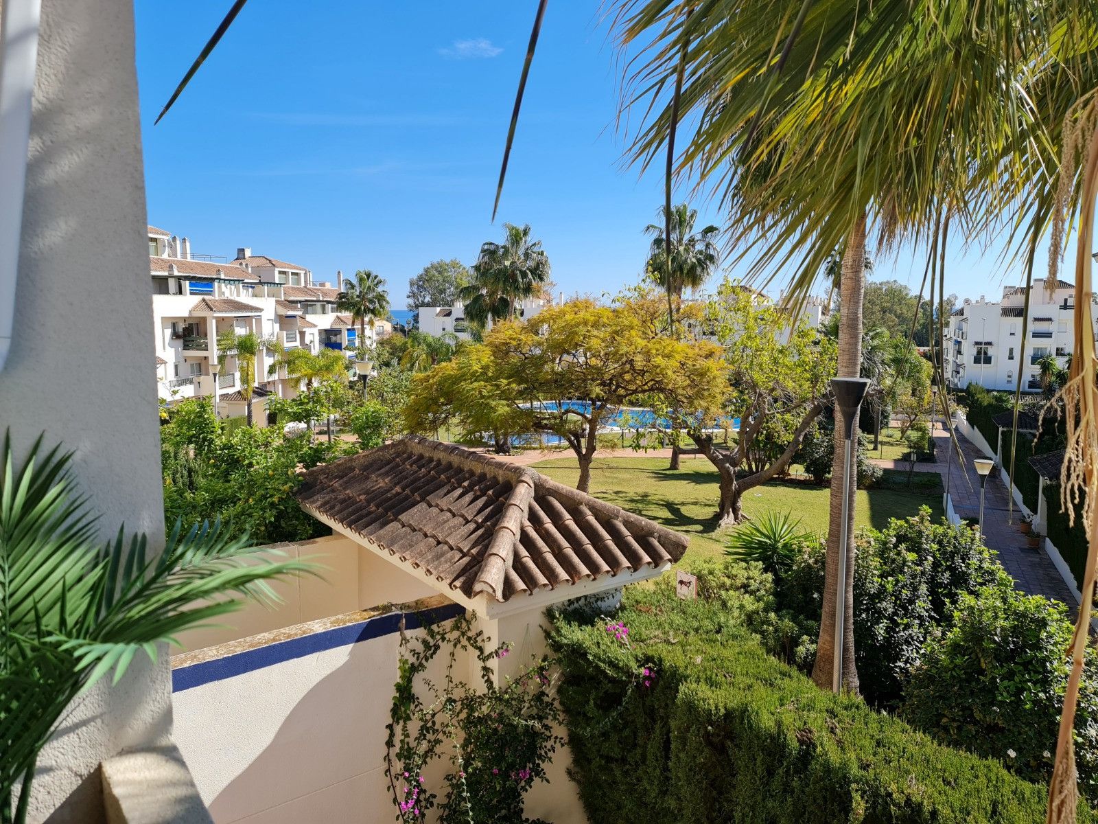 Apartment in Nueva Andalucia, Rodeo Alto, Nueva Andalucia, 8/12