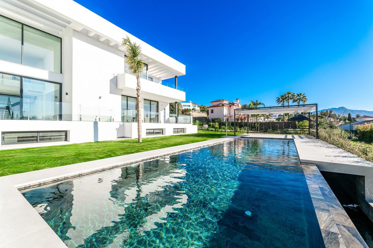Villa independiente en Benahavís, Benahavís, 2/12