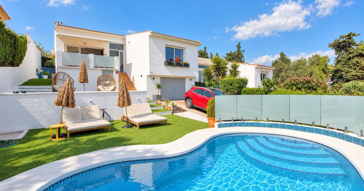 Vrijstaande villa in El Chaparral, El Chaparral, 1/12