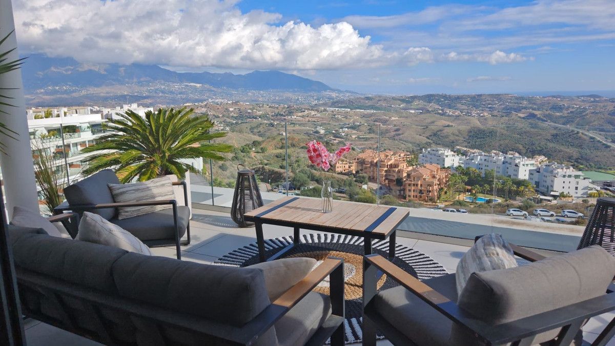 Middle Floor Apartment in Calanova Golf, Calanova Golf, 2/12