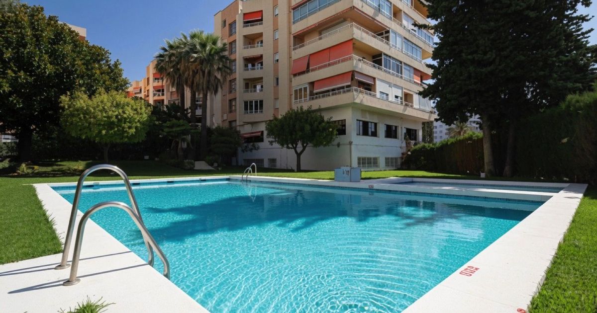 Appartement en étage intermédiaire à Marbella, Marbella, 1/12