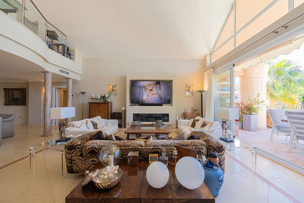 Duplex-Penthouse in Nueva Andalucía, Nueva Andalucía, 2/12