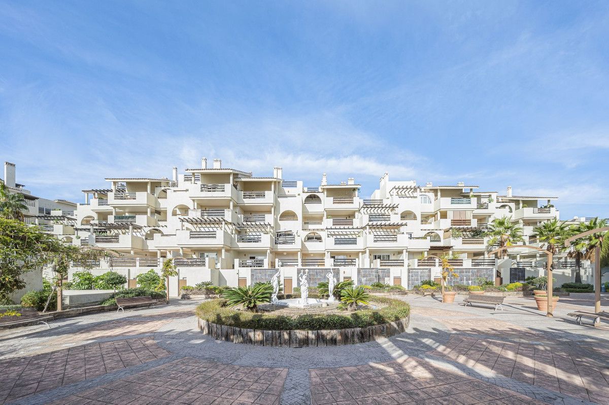 Middle Floor Apartment in El Paraiso, El Paraiso, 1/12