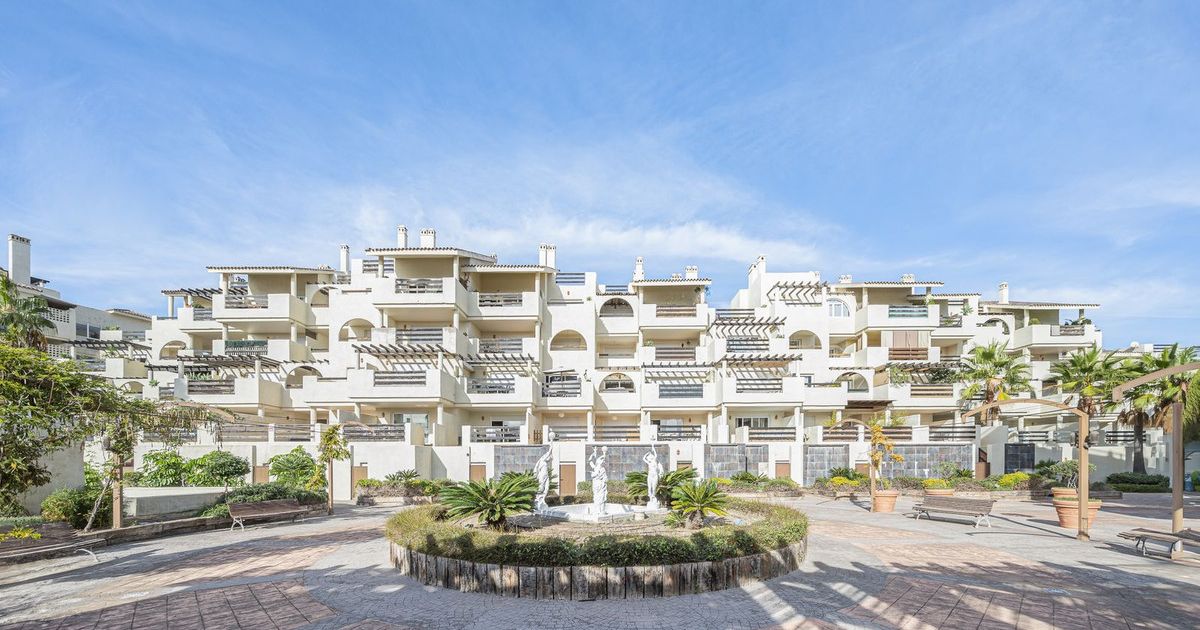 Middle Floor Apartment in El Paraiso, El Paraiso, 1/12