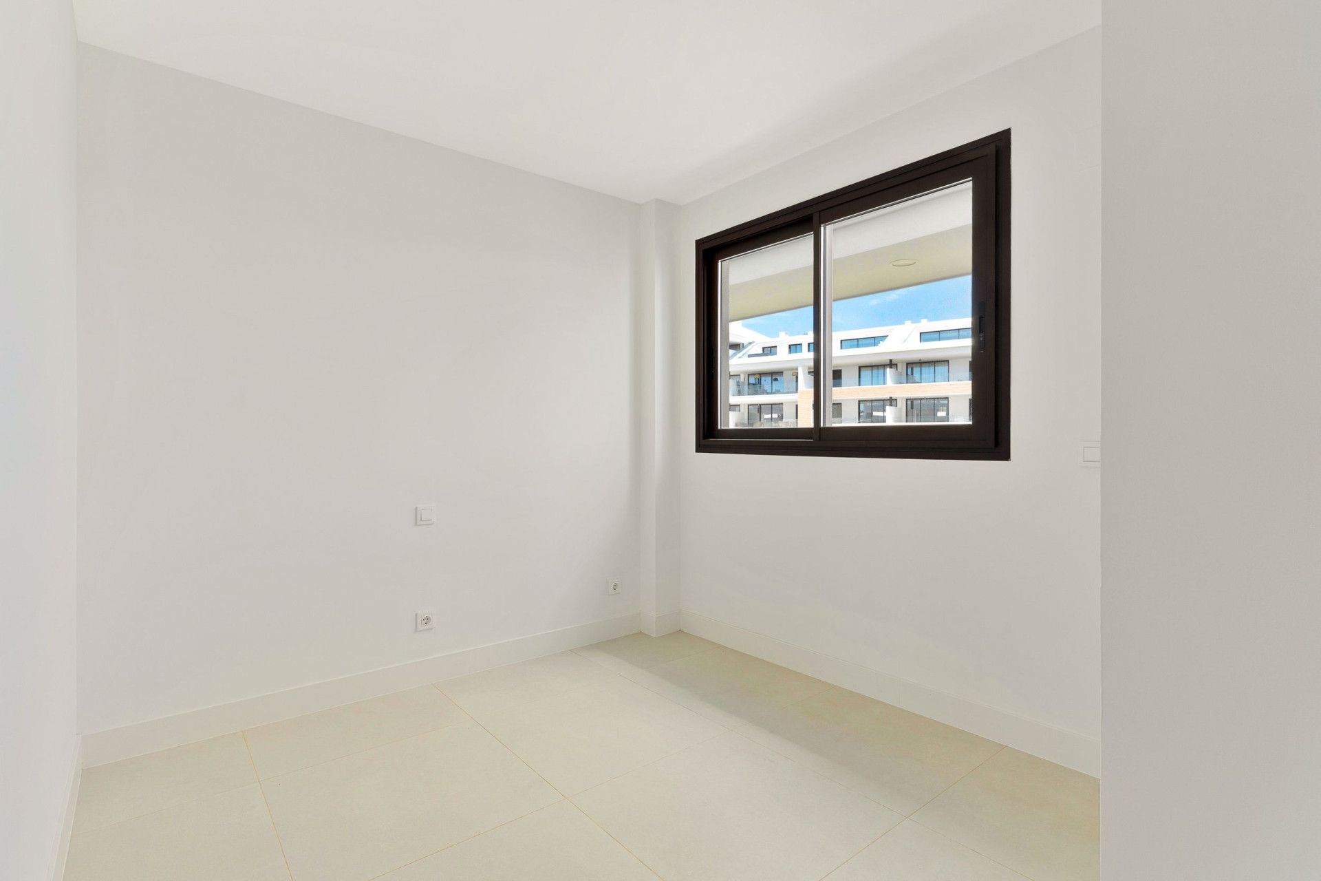 Apartment in Fuengirola, El Higueron, Fuengirola, 9/12