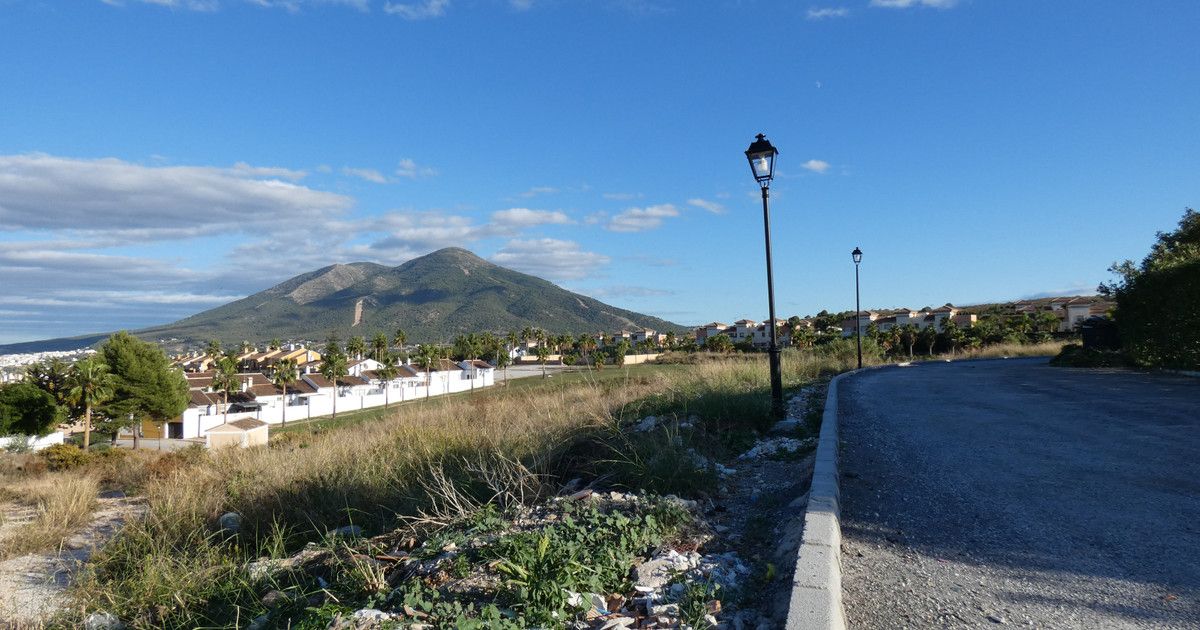 Residential Plot in Coín, Coín, 1/8