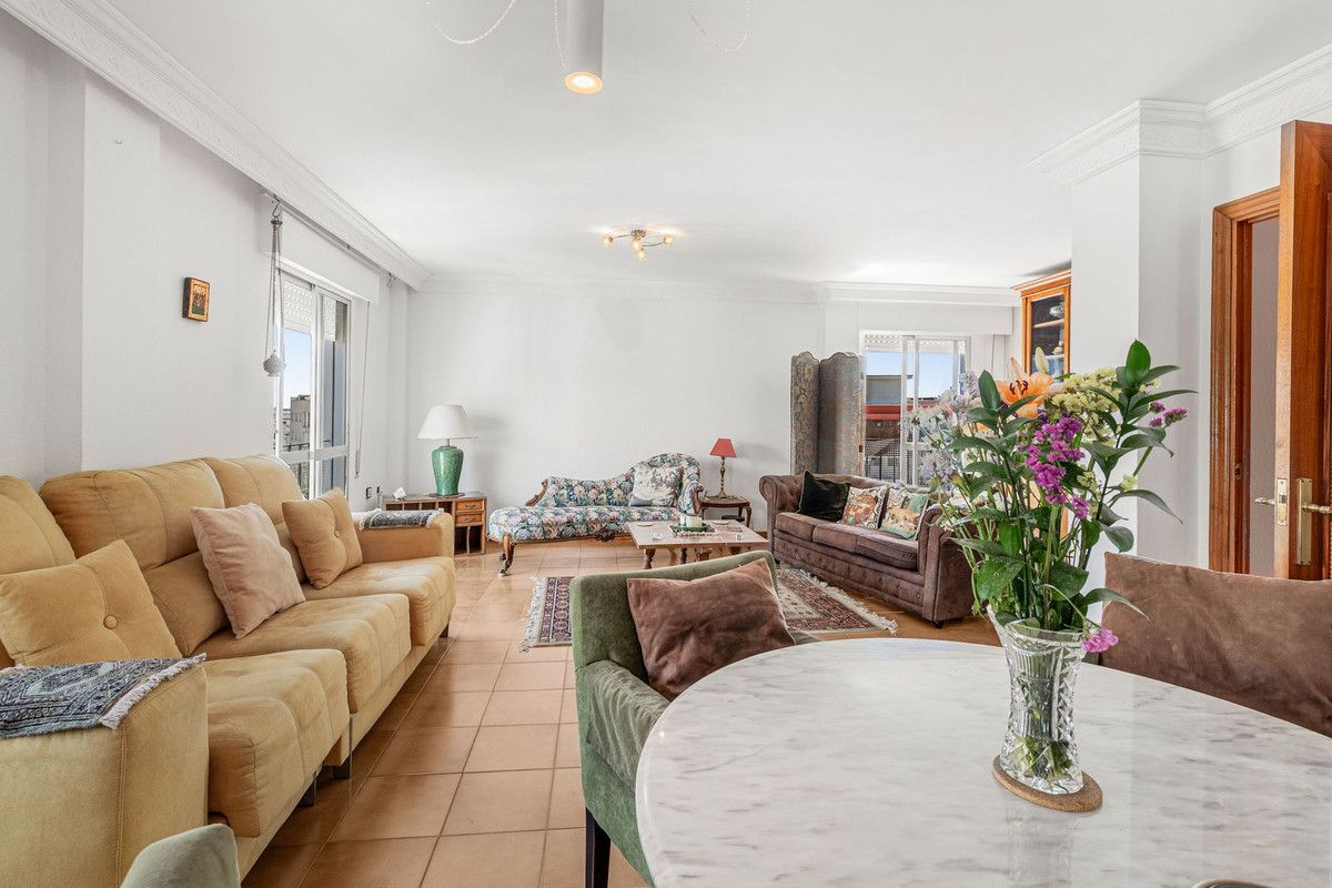 Penthouse in Estepona, Estepona, 9/12
