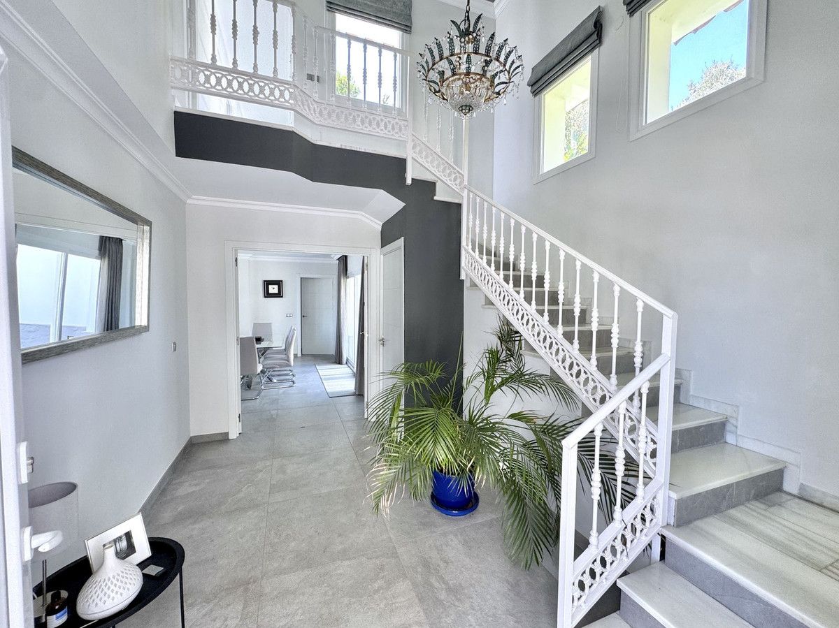 Detached Villa in La Cala de Mijas, La Cala de Mijas, 10/12