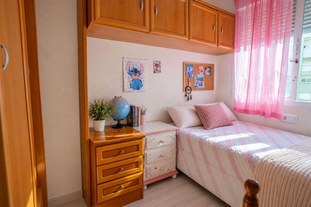 Middle Floor Apartment in Nueva Andalucía, Nueva Andalucía, 8/12