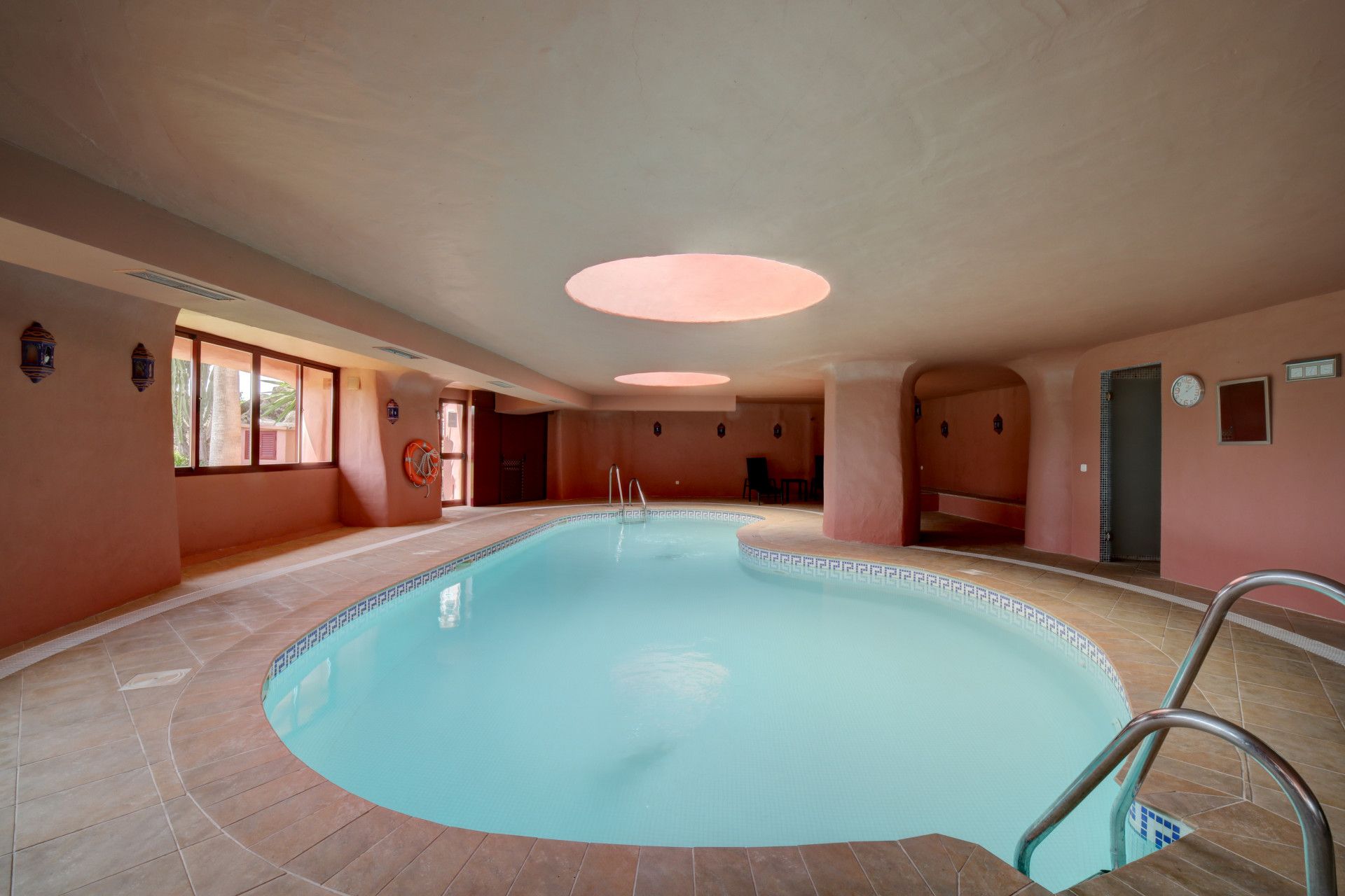 Dwupoziomowy Penthouse w Estepona, Menara Beach, Estepona, 9/12