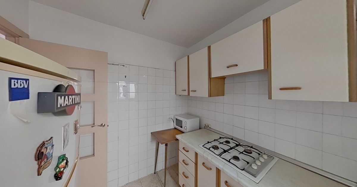 Middle Floor Apartment in Marbella, Marbella, 4/12