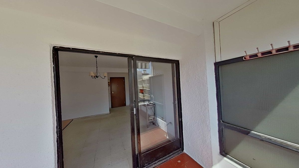 Middle Floor Apartment in Marbella, Marbella, 6/12