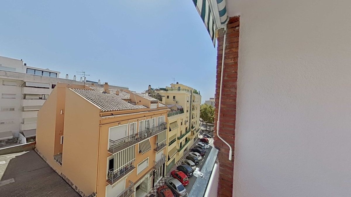 Middle Floor Apartment in Marbella, Marbella, 7/12