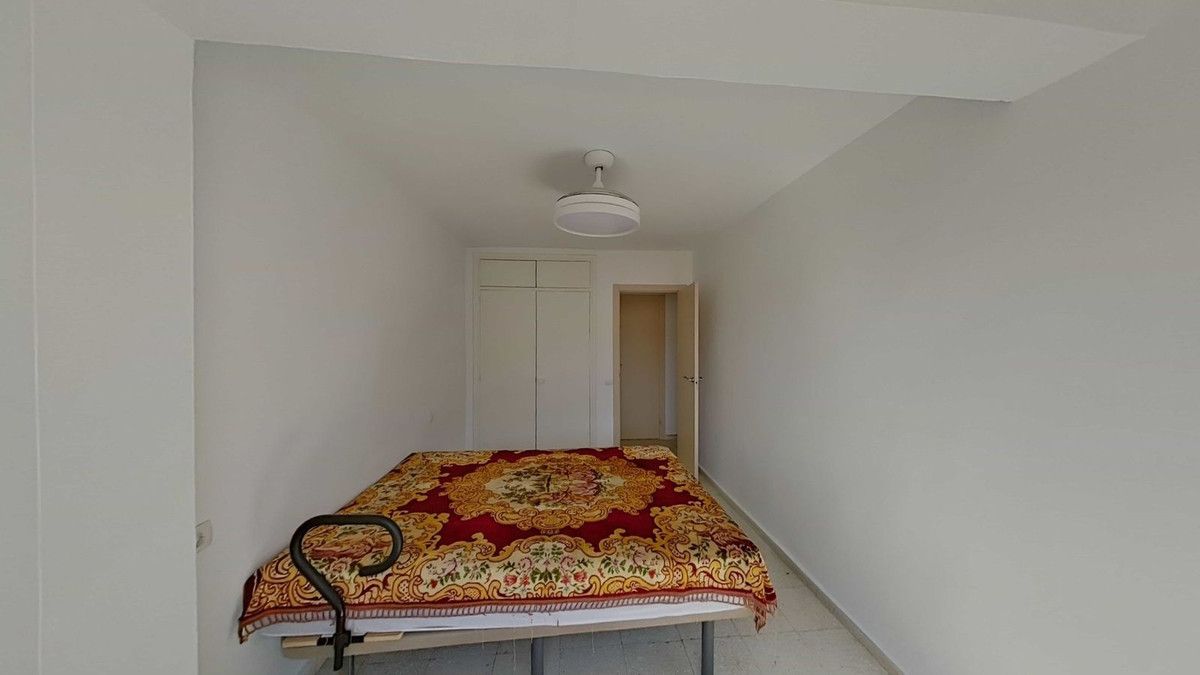 Middle Floor Apartment in Marbella, Marbella, 9/12