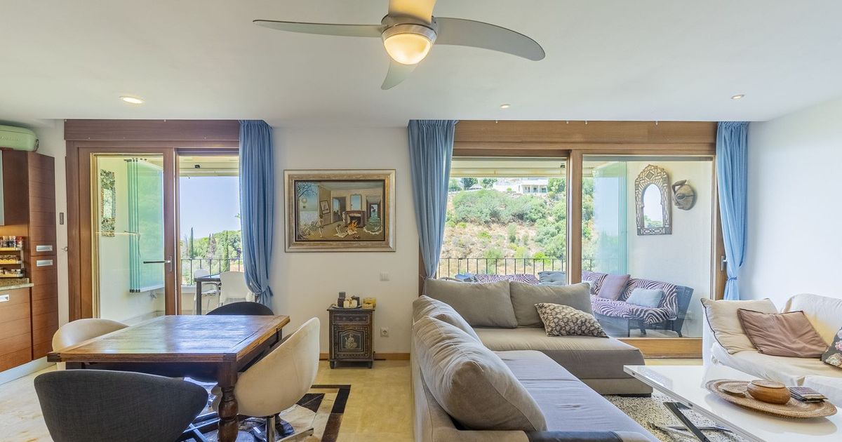 Duplex in Altos de los Monteros, Altos de los Monteros, 8/12