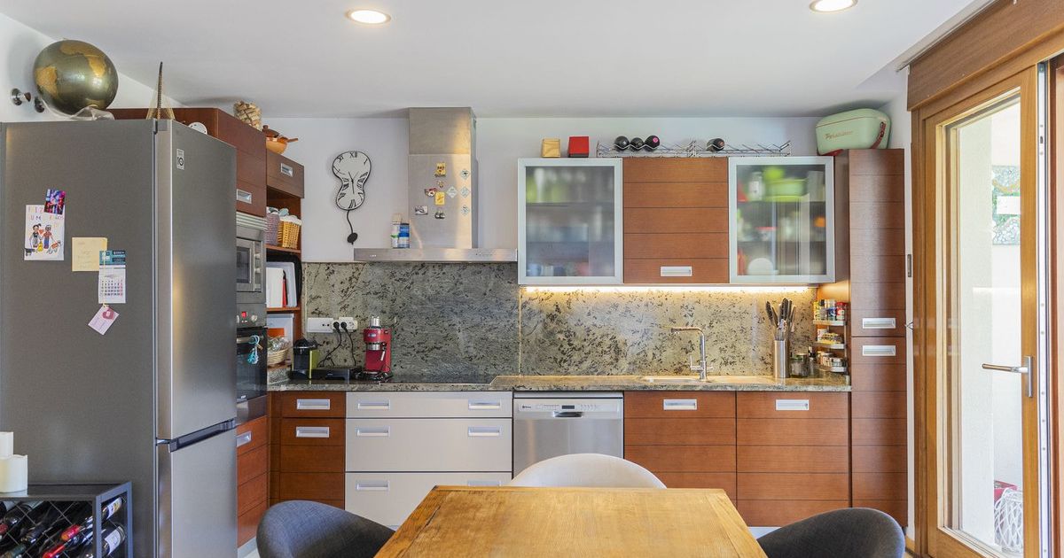 Duplex in Altos de los Monteros, Altos de los Monteros, 9/12