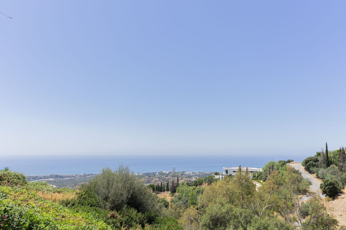 Duplex in Altos de los Monteros, Altos de los Monteros, 10/12