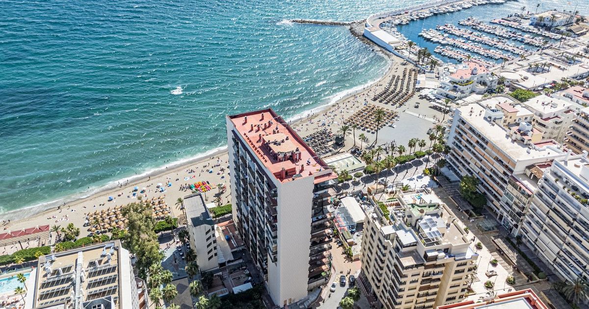 Апартаменты на среднем этаже в Marbella, Marbella, 2/12