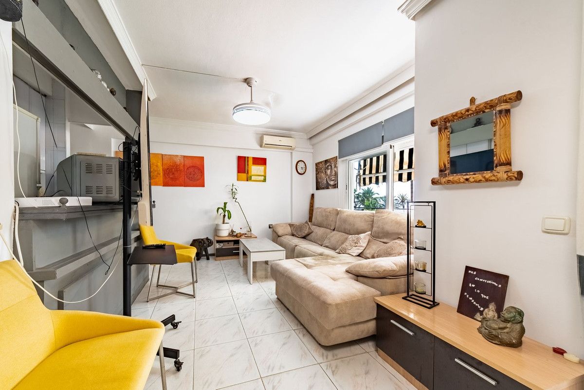 Appartement en étage moyen à Marbella, Marbella, 12/12