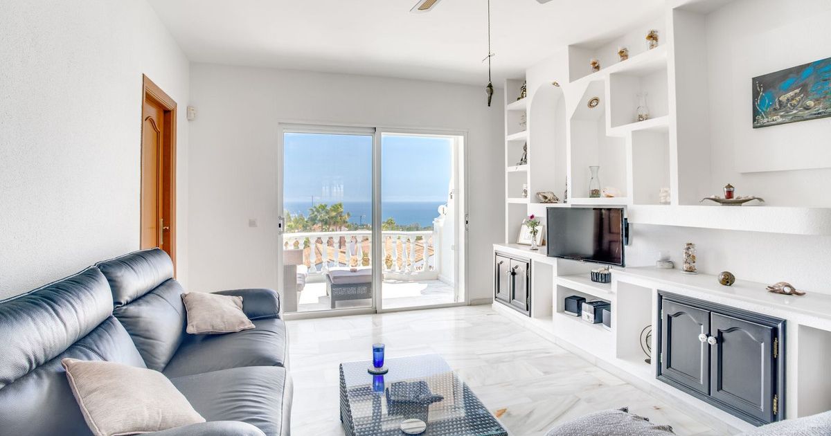 Middle Floor Apartment in El Chaparral, El Chaparral, 3/12