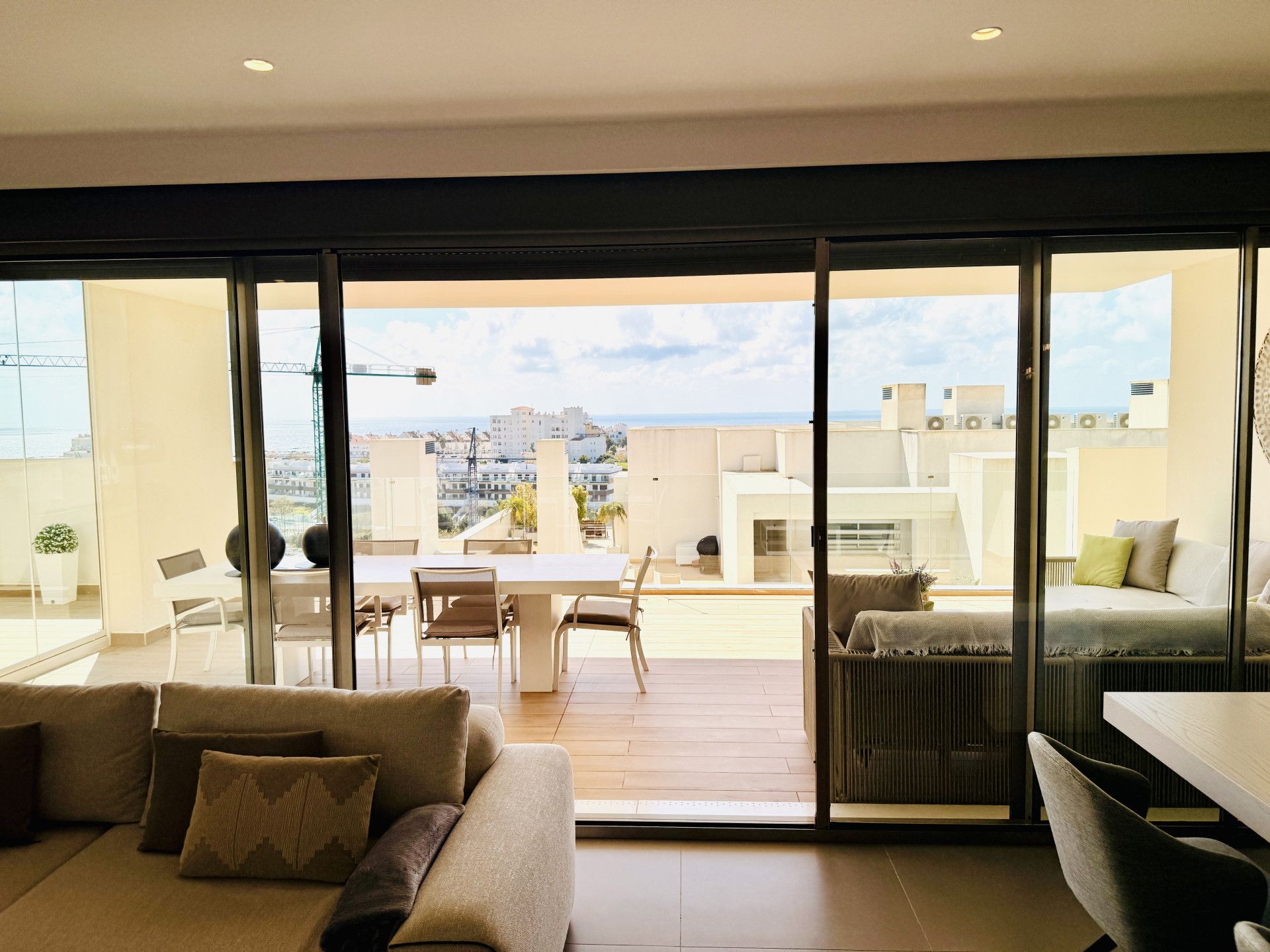 Апартаменты в Estepona, Las Mesas, Estepona, 10/12