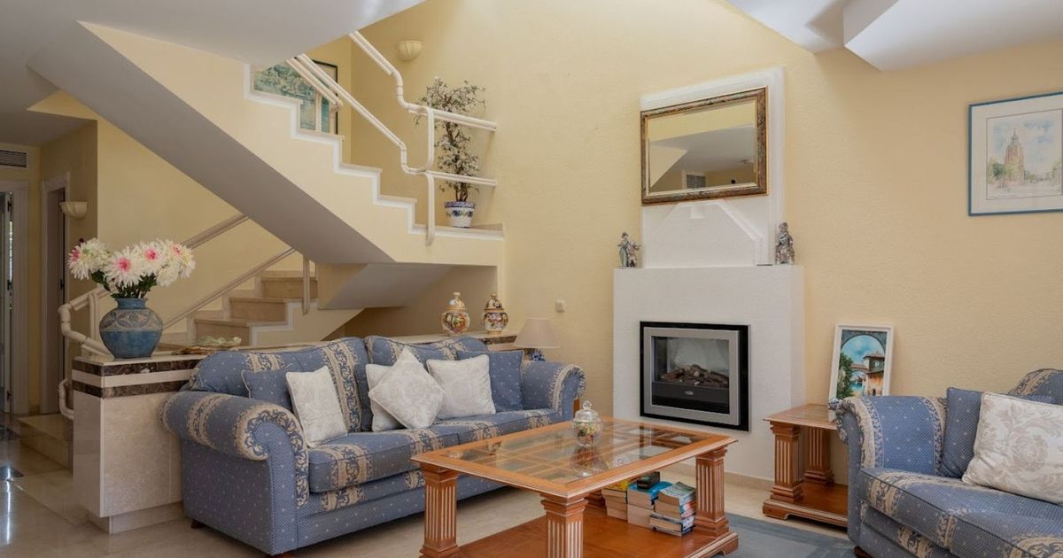 Townhouse in New Golden Mile, New Golden Mile, 10/12