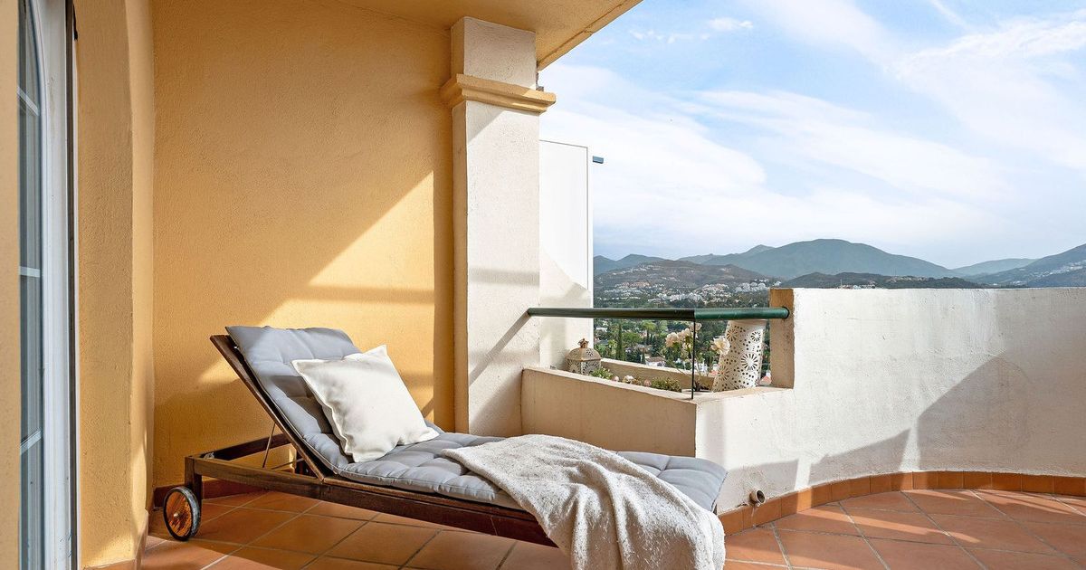 Appartement au étage moyen à Nueva Andalucía, Nueva Andalucía, 6/12