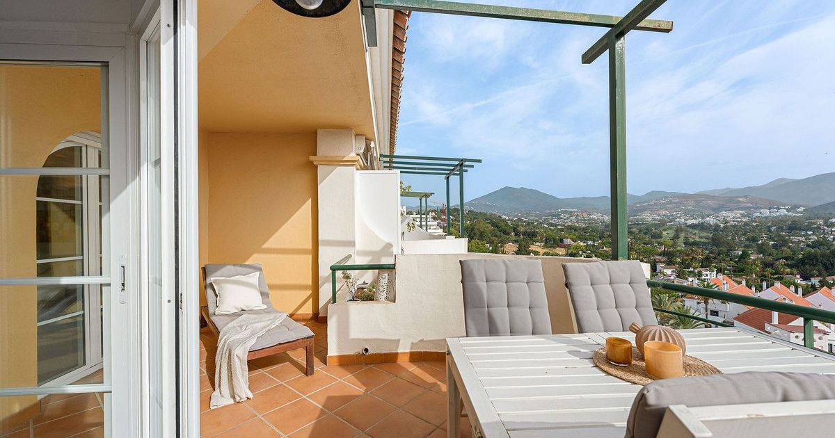 Appartement au étage moyen à Nueva Andalucía, Nueva Andalucía, 10/12