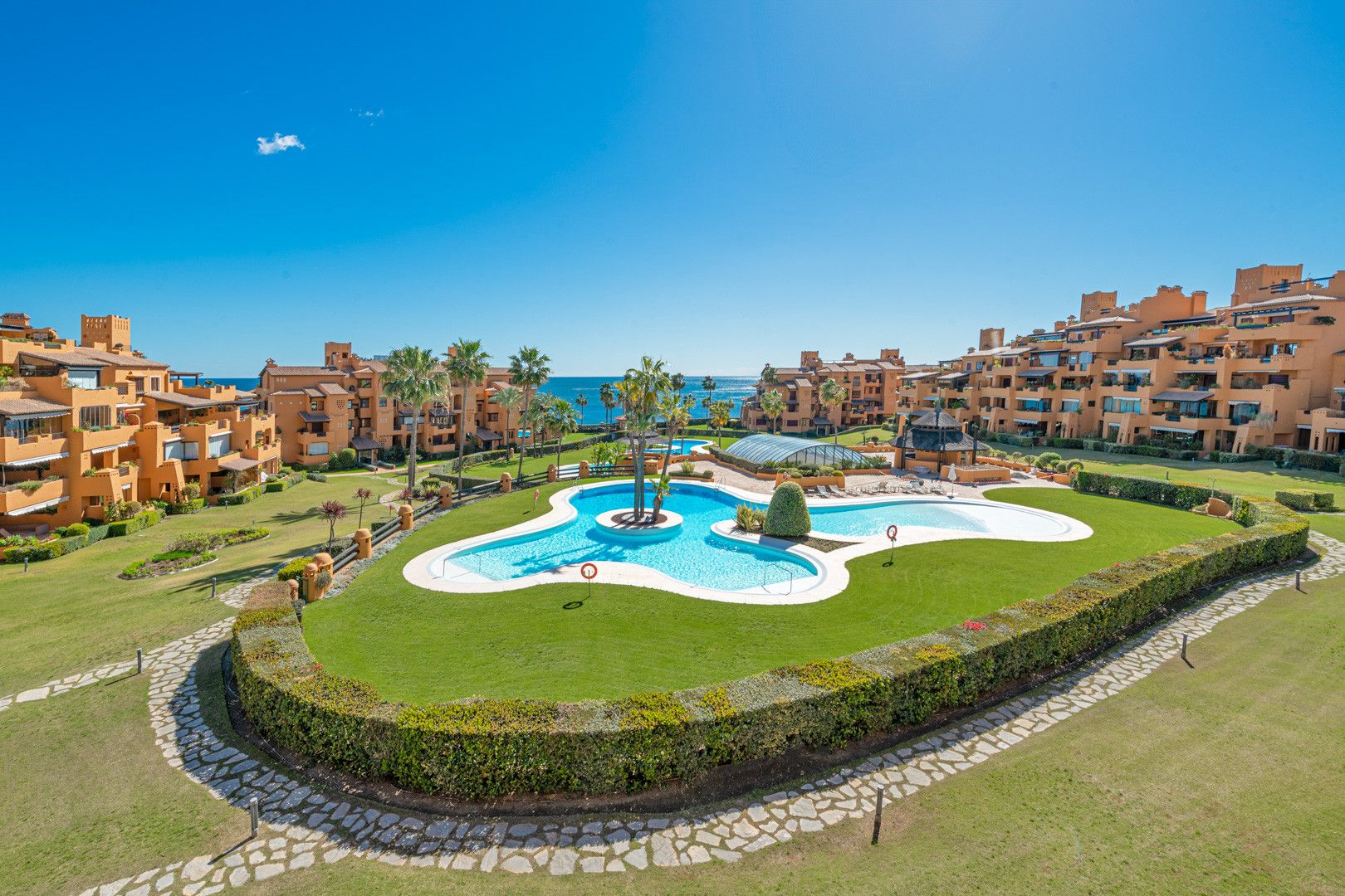 Apartment in Estepona, Los Granados del Mar, Estepona, 1/12